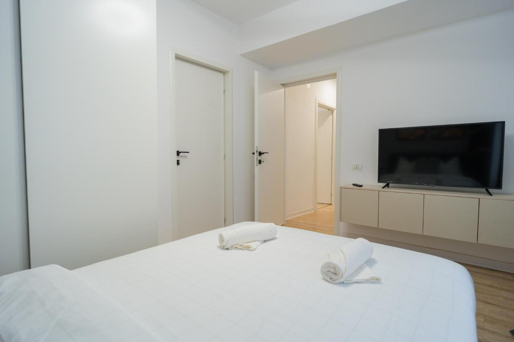 부쿠레슈티 Elegant Gem Victoriei Avenue 아파트 외부 사진